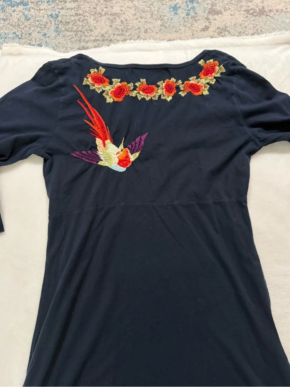 Johnny Was JWLA Navy V-neck Dress with Embroidery; Bird on Back Size S E13 - Picture 9 of 10
